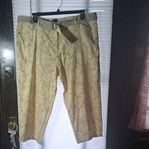 Basic Editions Women's Floral Capri's - Yellow/Beige